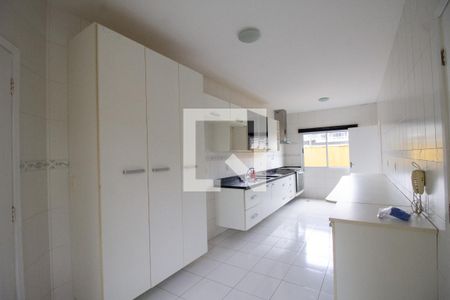 Casa de condomínio à venda com 120m², 4 quartos e 3 vagasCozinha