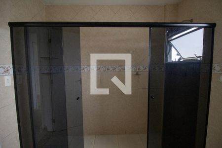 Casa de condomínio à venda com 120m², 4 quartos e 3 vagasBanheiro da Suíte