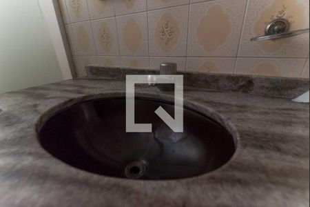 Apartamento à venda com 60m², 3 quartos e sem vaga Apartamento à venda com 60m², 3 quartos e sem vagaBanheiro