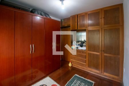 Casa à venda com 165m², 3 quartos e 3 vagas Casa à venda com 165m², 3 quartos e 3 vagasQuarto 2