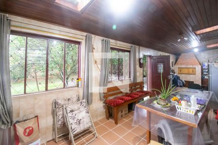 Casa à venda com 165m², 3 quartos e 3 vagas Casa à venda com 165m², 3 quartos e 3 vagasEspaço Gourmet