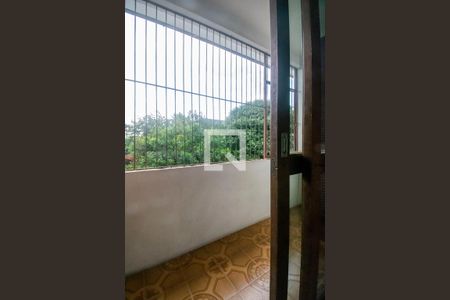 Casa à venda com 165m², 3 quartos e 3 vagas Casa à venda com 165m², 3 quartos e 3 vagasSacada da Suíte