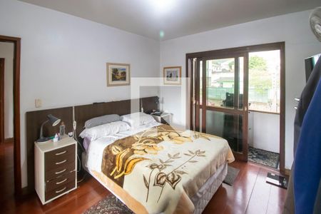 Casa à venda com 165m², 3 quartos e 3 vagas Casa à venda com 165m², 3 quartos e 3 vagasSuíte