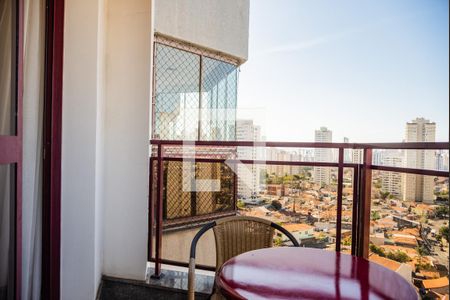 Sacada de apartamento à venda com 4 quartos, 140m² em Vila Bertioga, São Paulo