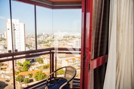 Apartamento à venda com 140m², 4 quartos e 2 vagas Apartamento à venda com 140m², 4 quartos e 2 vagasSuíte