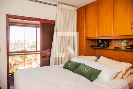 Apartamento à venda com 140m², 4 quartos e 2 vagas Apartamento à venda com 140m², 4 quartos e 2 vagasSuíte