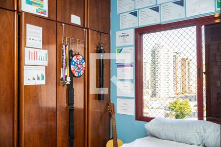 Apartamento à venda com 140m², 4 quartos e 2 vagas Apartamento à venda com 140m², 4 quartos e 2 vagasQuarto 2