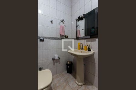 Banheiro de casa à venda com 4 quartos, 50m² em Vila Jacuí, São Paulo