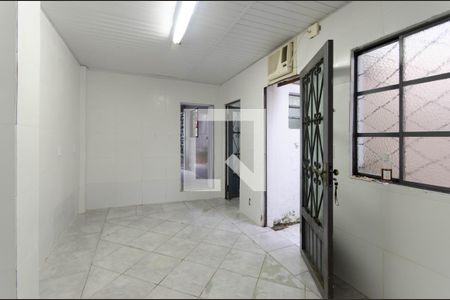 Sala 1 de casa para alugar com 2 quartos, 100m² em Menino Deus, Porto Alegre