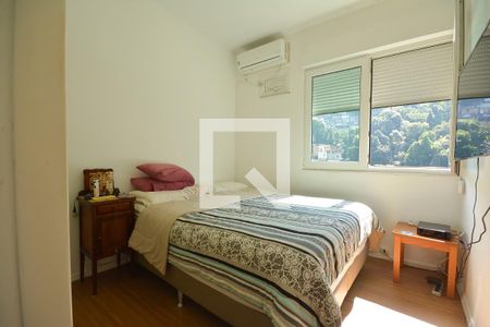Quarto 1 de apartamento à venda com 2 quartos, 64m² em Laranjeiras, Rio de Janeiro