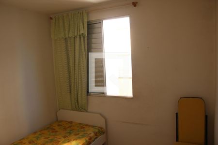 Quarto 2 de apartamento para alugar com 2 quartos, 54m² em Jardim Caiapiá, Cotia