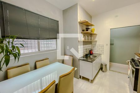 Apartamento à venda com 108m², 3 quartos e sem vagaCozinha