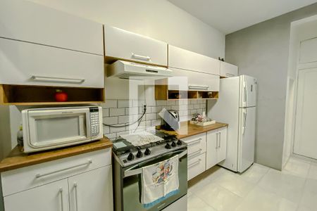 Apartamento à venda com 108m², 3 quartos e sem vagaCozinha