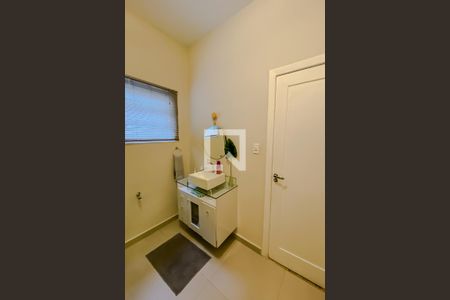 Apartamento à venda com 108m², 3 quartos e sem vagaBanheiro