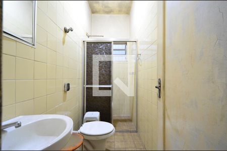 Banheiro Social de casa à venda com 2 quartos, 80m² em Chácara Inglesa, São Paulo