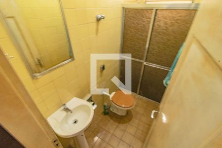 Banheiro social de casa para alugar com 2 quartos, 80m² em Chácara Inglesa, São Paulo