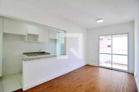 Sala de apartamento para alugar com 2 quartos, 67m² em Campestre, Santo André