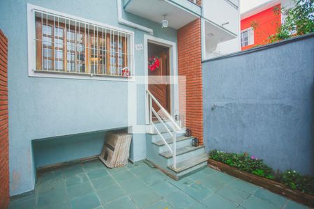 Garagem de casa à venda com 3 quartos, 88m² em Vila Gumercindo, São Paulo