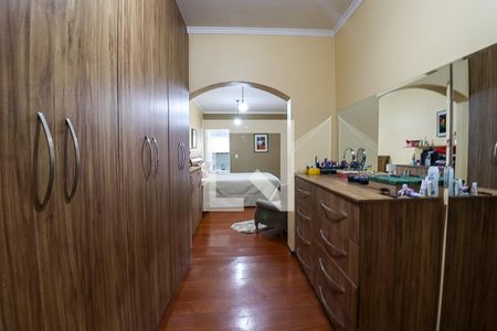 Casa para alugar com 224m², 4 quartos e 5 vagasSuíte 3