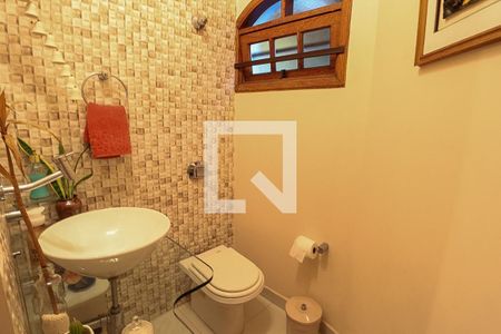 Casa para alugar com 224m², 4 quartos e 5 vagasLavabo