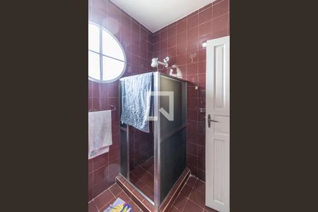 Casa à venda com 400m², 3 quartos e 2 vagasBanheiro 2