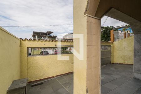 Casa à venda com 400m², 3 quartos e 2 vagasVaranda da frente