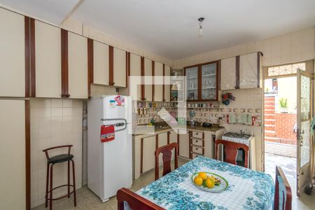 Casa à venda com 400m², 3 quartos e 2 vagasCozinha1