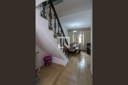 Sala 1 de casa à venda com 3 quartos, 400m² em Olaria, Rio de Janeiro