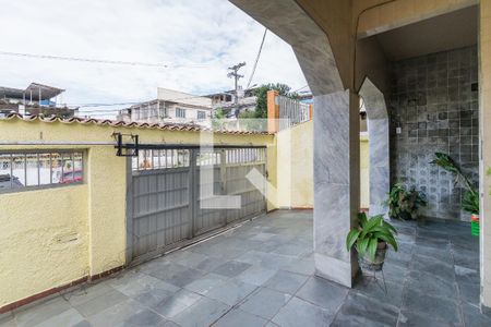 Casa à venda com 400m², 3 quartos e 2 vagasVaranda da frente