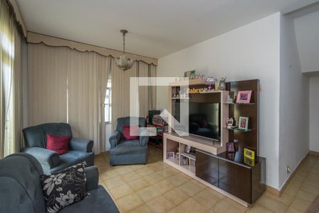 Sala 1 de casa à venda com 3 quartos, 400m² em Olaria, Rio de Janeiro