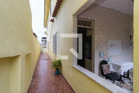 Casa à venda com 400m², 3 quartos e 2 vagasÁrea de Serviço - Corredor lateral