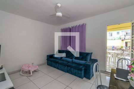 Sala 2 (2º andar) de casa à venda com 3 quartos, 400m² em Olaria, Rio de Janeiro