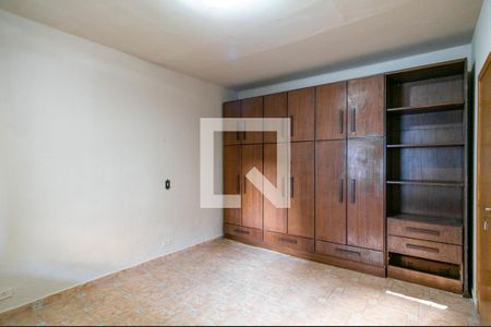 Quarto de casa para alugar com 2 quartos, 120m² em Parque Sao Luis, São Paulo