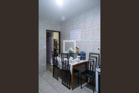 Casa à venda com 221m², 4 quartos e 2 vagas Casa à venda com 221m², 4 quartos e 2 vagasCozinha casa 2