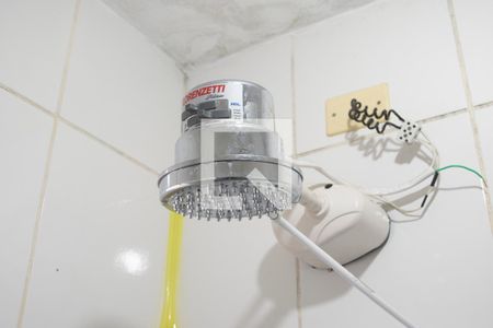 Casa à venda com 221m², 4 quartos e 2 vagas Casa à venda com 221m², 4 quartos e 2 vagasBanheiro de Serviço