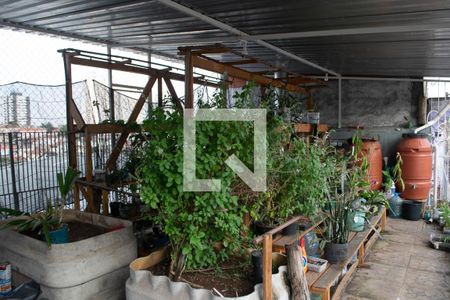 Casa à venda com 221m², 4 quartos e 2 vagas Casa à venda com 221m², 4 quartos e 2 vagasvaranda