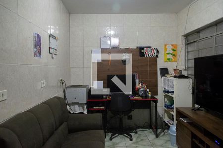 Casa à venda com 221m², 4 quartos e 2 vagas Casa à venda com 221m², 4 quartos e 2 vagasSala casa 2