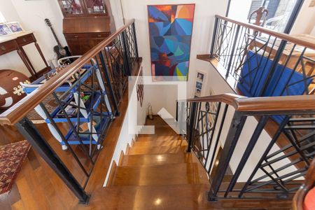 Apartamento à venda com 360m², 5 quartos e 4 vagasEscada