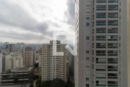 Apartamento à venda com 360m², 5 quartos e 4 vagasVista da Suíte 2