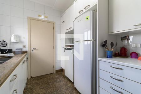 Apartamento à venda com 360m², 5 quartos e 4 vagasCozinha