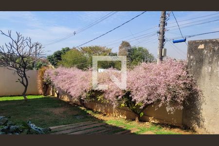 Casa à venda com 100m², 3 quartos e 3 vagas