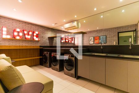 Apartamento à venda com 65m², 2 quartos e 1 vagaÁrea comum - Lavanderia 