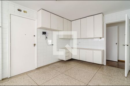 Apartamento à venda com 174m², 3 quartos e 1 vagaCozinha