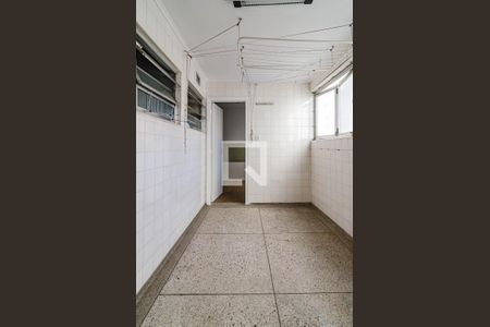 Apartamento à venda com 174m², 3 quartos e 1 vagaÁrea de serviço