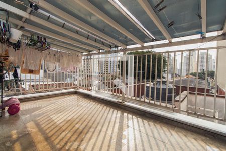 Casa para alugar com 168m², 6 quartos e 4 vagas Casa para alugar com 168m², 6 quartos e 4 vagasÁrea de serviço e Área de lazer