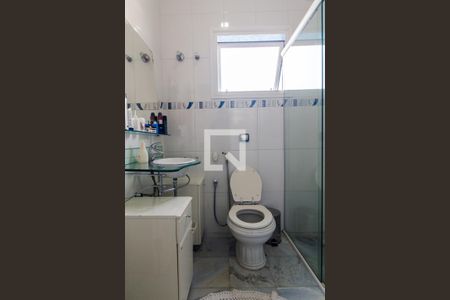 Casa para alugar com 168m², 6 quartos e 4 vagas Casa para alugar com 168m², 6 quartos e 4 vagasBanheiro do quarto 1