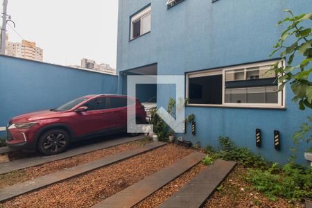 Casa para alugar com 168m², 6 quartos e 4 vagas Casa para alugar com 168m², 6 quartos e 4 vagasGaragem