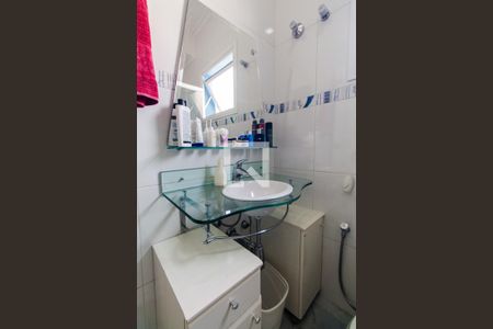 Casa para alugar com 168m², 6 quartos e 4 vagas Casa para alugar com 168m², 6 quartos e 4 vagasBanheiro do quarto 1