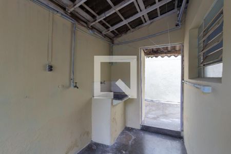 Casa para alugar com 56m², 1 quarto e 1 vagaÁrea de Serviço