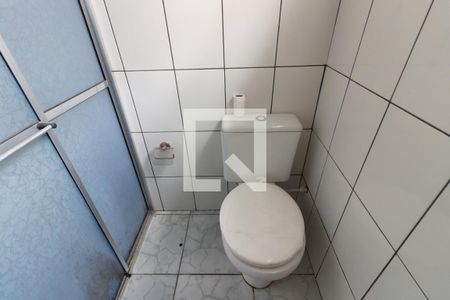 Banheiro de casa para alugar com 1 quarto, 56m² em Cidade Antônio Estevão de Carvalho, São Paulo